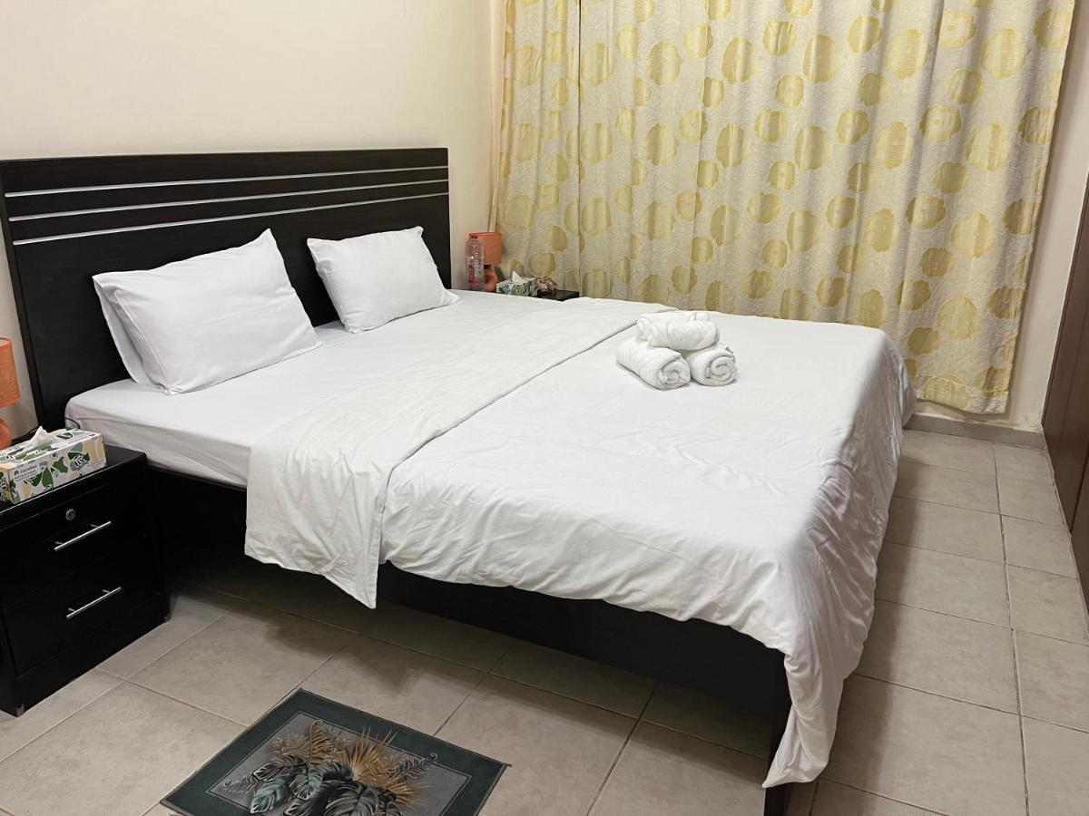 Master Room Attached Bathroom Dubai Exterior photo